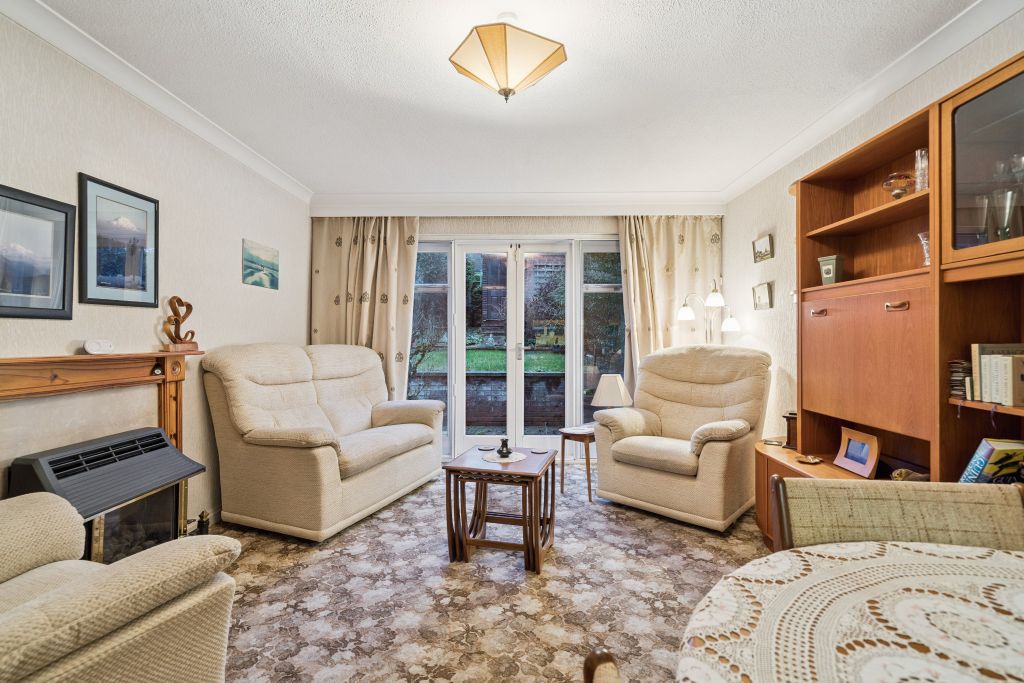 Property photo 2 of 9