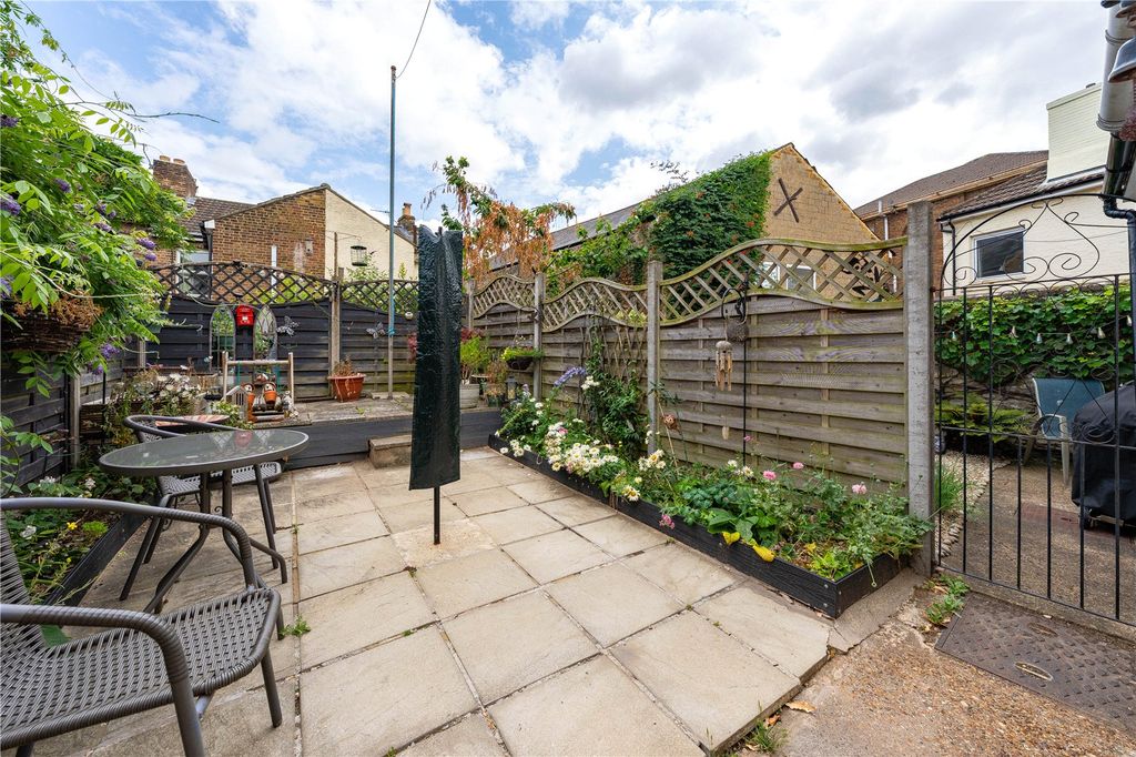 Property photo 2 of 9 Picture No. 02