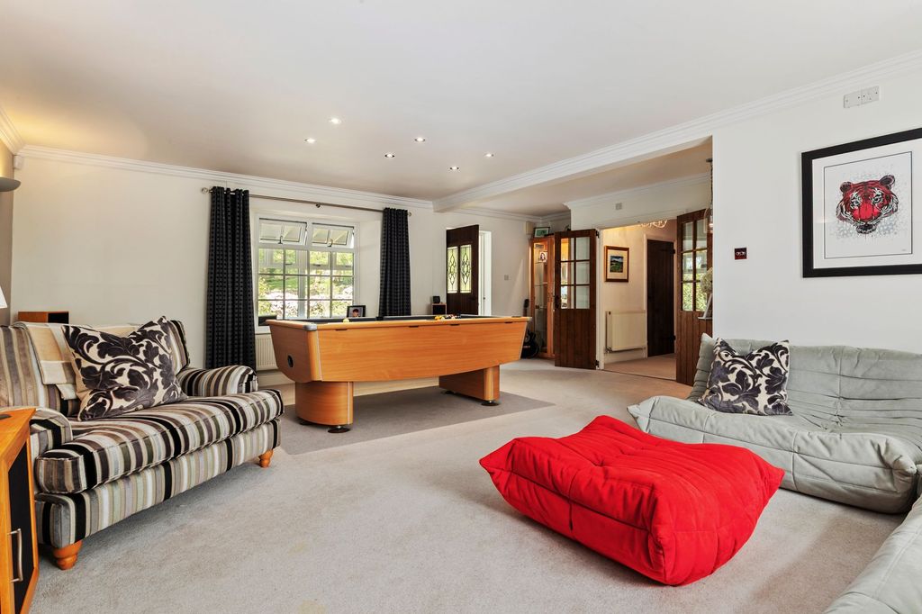 Additional image 15 of 5 bed detached house for salePenycoedcae Road, Penycoedcae CF37