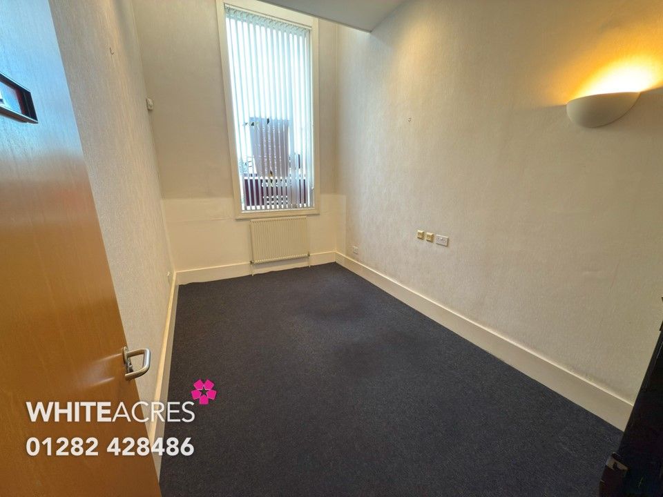 Property photo 3 of 10 Photo 14