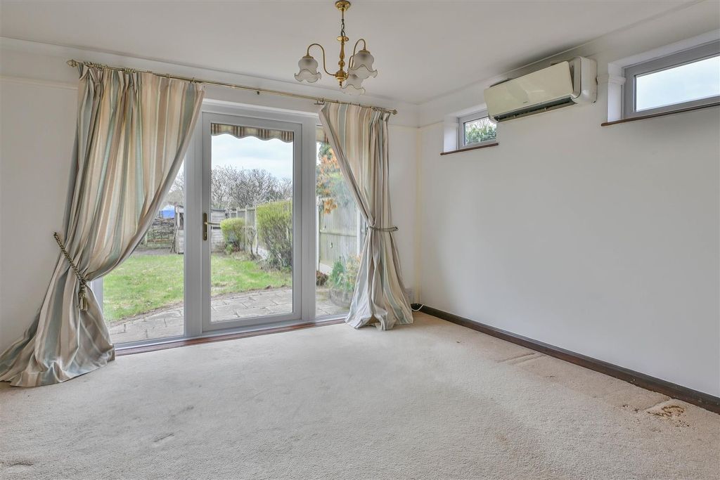 Property photo 2 of 14 Dsc_4806.Jpg