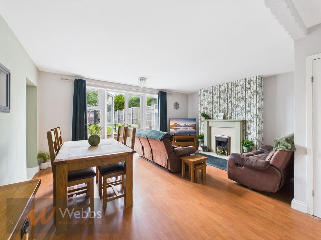 Property photo 3 of 28 Cam05244G0-Pr0144-Still007.Jpg
