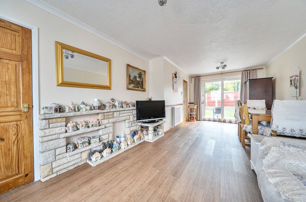 Property photo 2 of 19 Picture No. 44