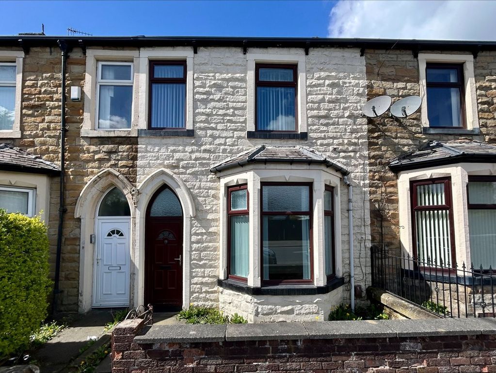 Property photo 1 of 16