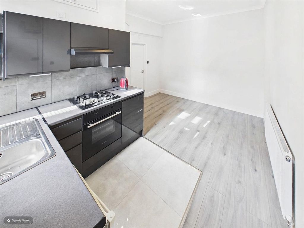 Property photo 1 of 8 Cam03215G0-Pr0105-Still001-001.Jpg
