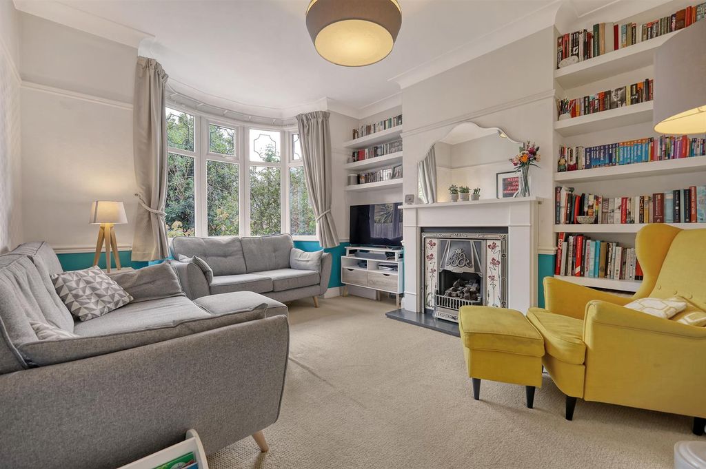 Property photo 2 of 32 26