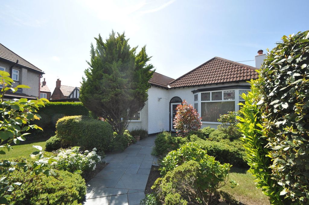 Property photo 2 of 47