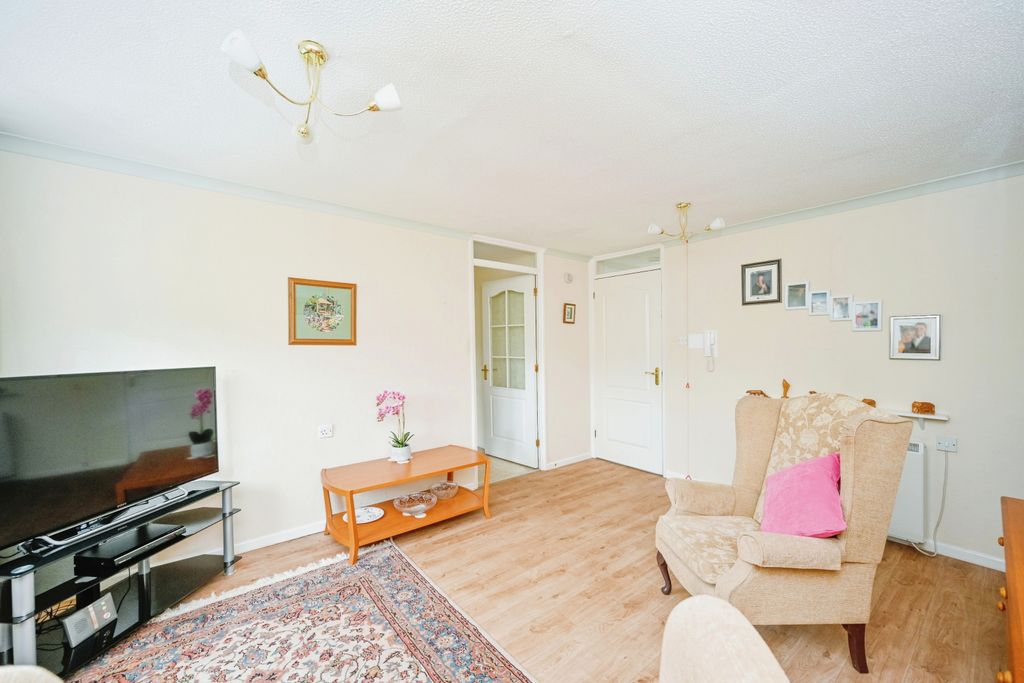 Property photo 2 of 12 Photography