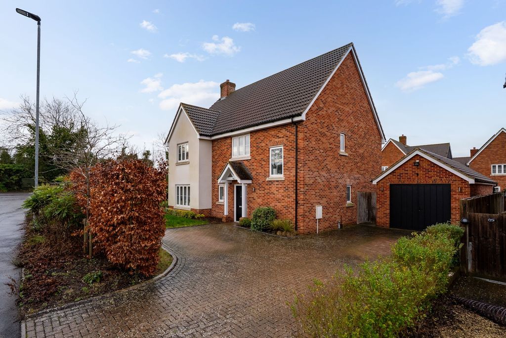 Property photo 1 of 25