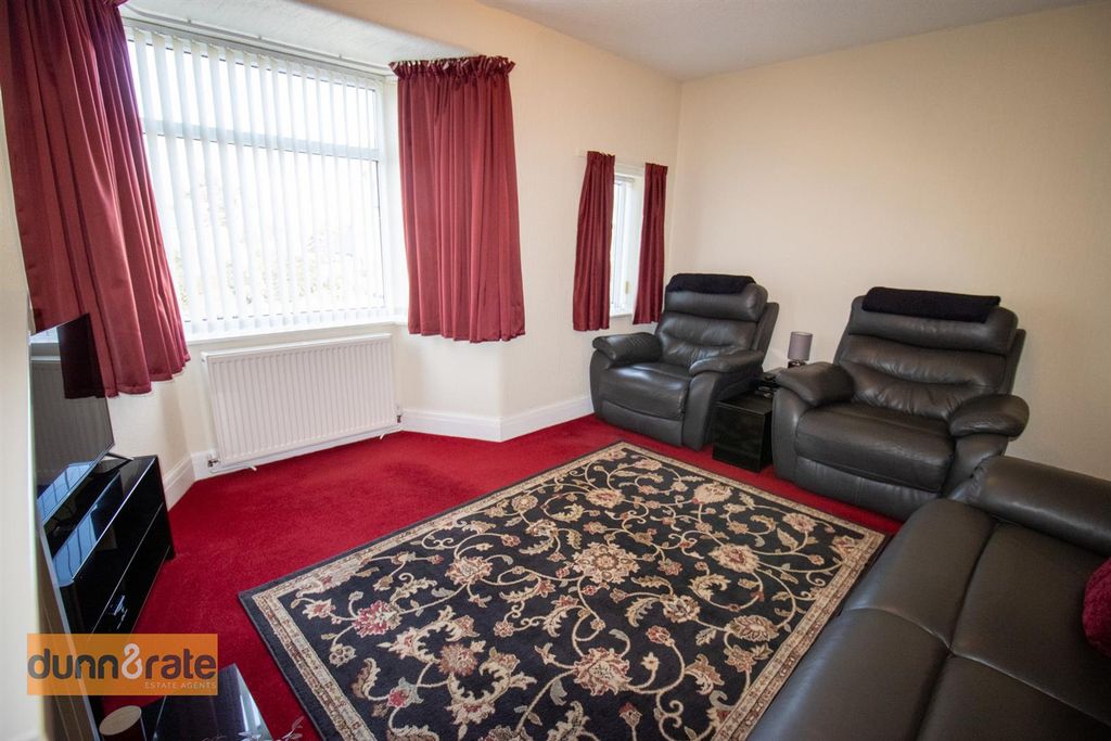 Property photo 3 of 17 Img_0973.Jpg