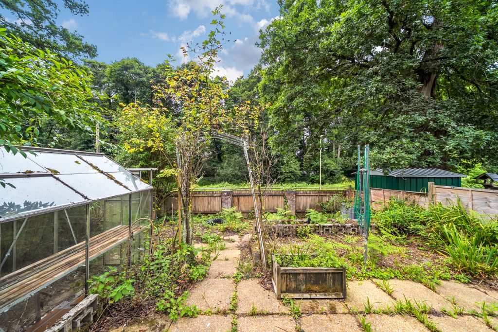 Property photo 3 of 12 3
