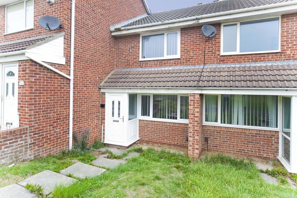 Property photo 2 of 18