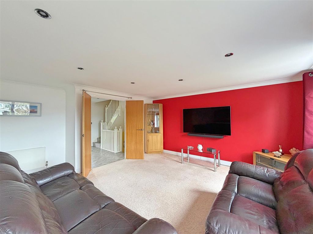 Property photo 3 of 21 Img_9726.Jpg