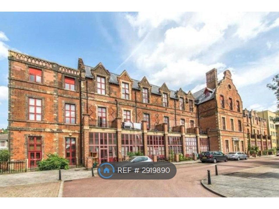 Property photo 1 of 7 Charming Historical Exterior