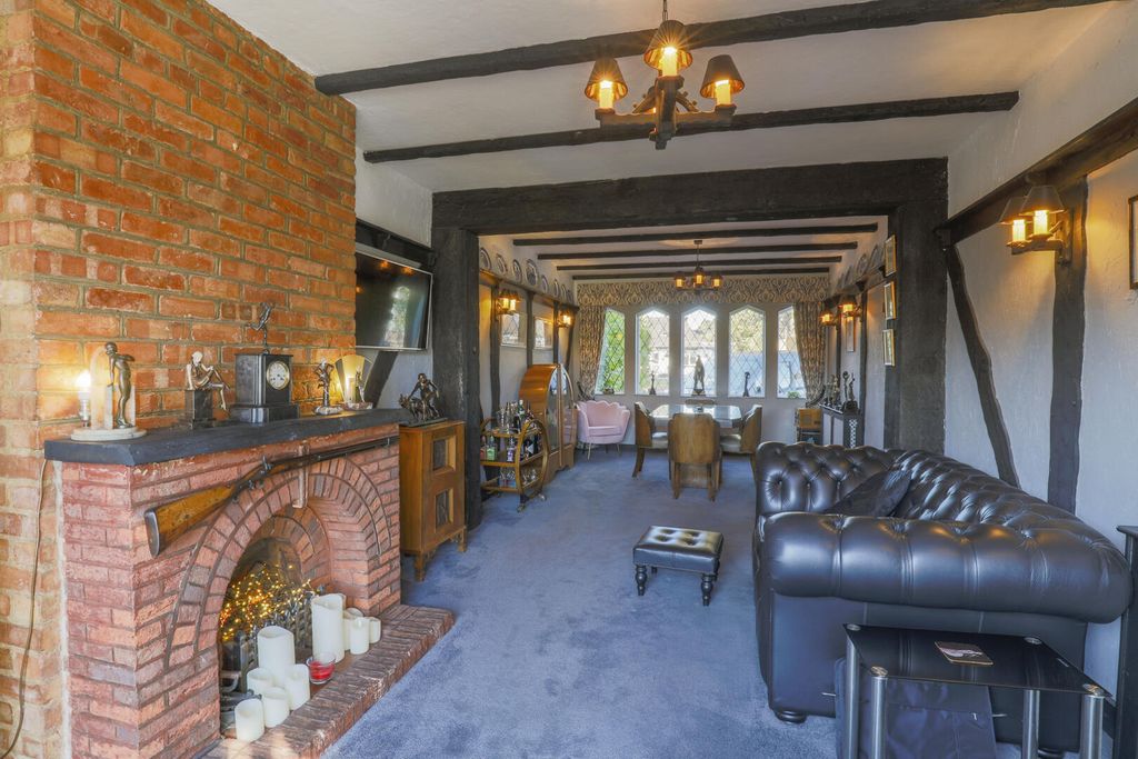 Additional image 6 of 3 bed semi-detached house for saleCoulsdon Road, Coulsdon CR5