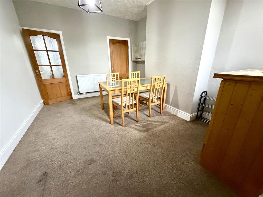 Property photo 2 of 7 Tempimagecxgdh5.Jpg