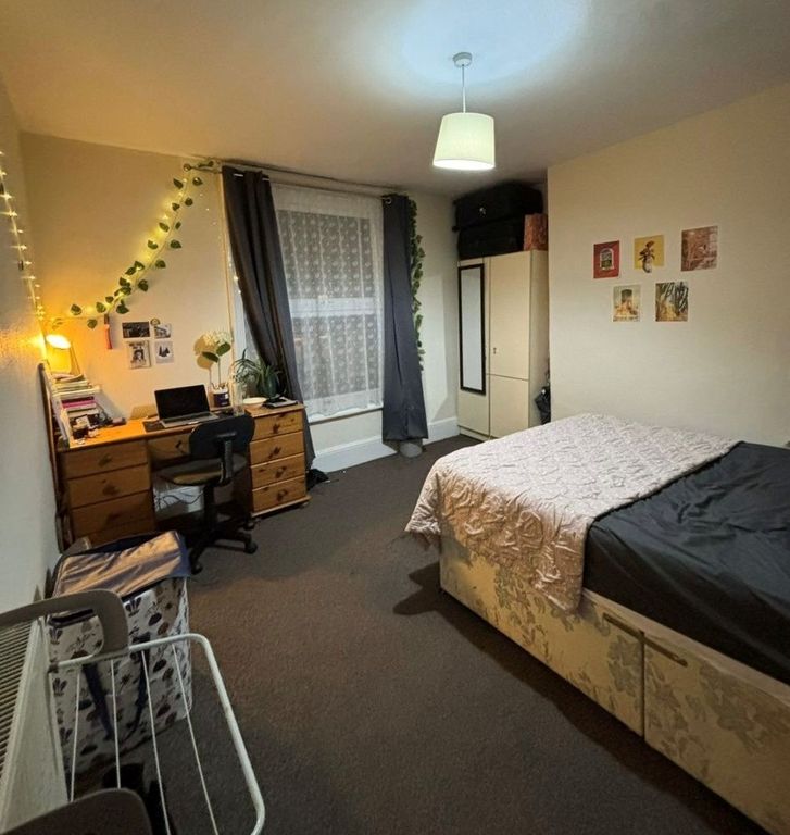 Property photo 2 of 4