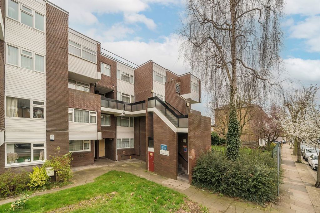 Property photo 1 of 6