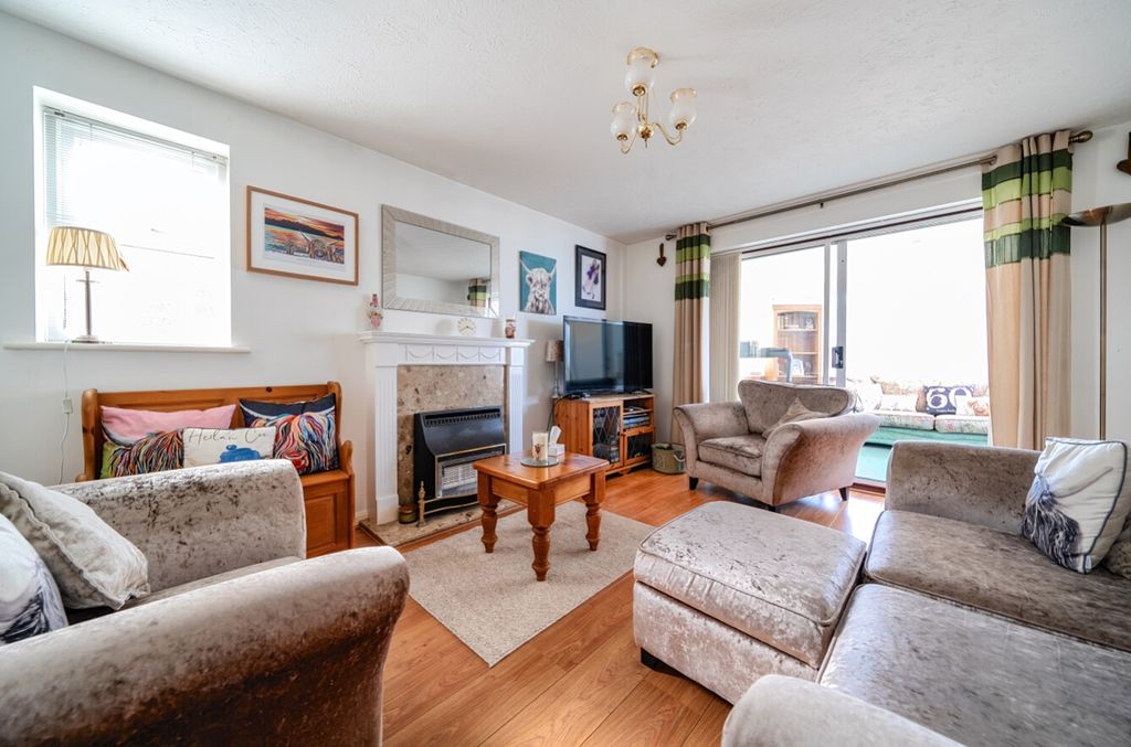 Property photo 2 of 24 1344236-10-68Ae26E5B0497