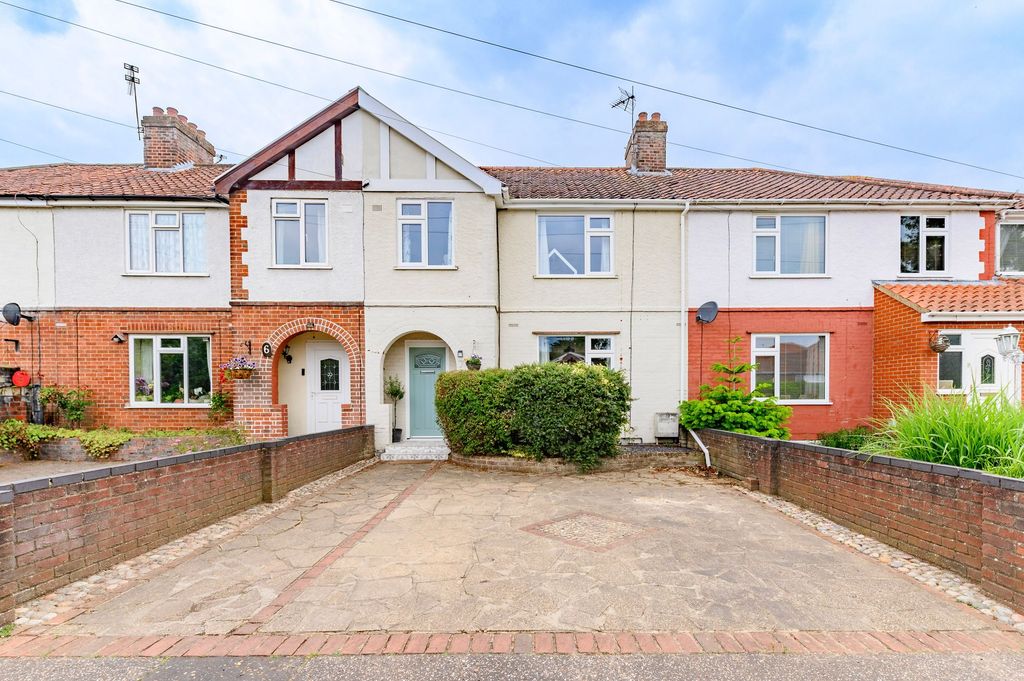 Property photo 1 of 28