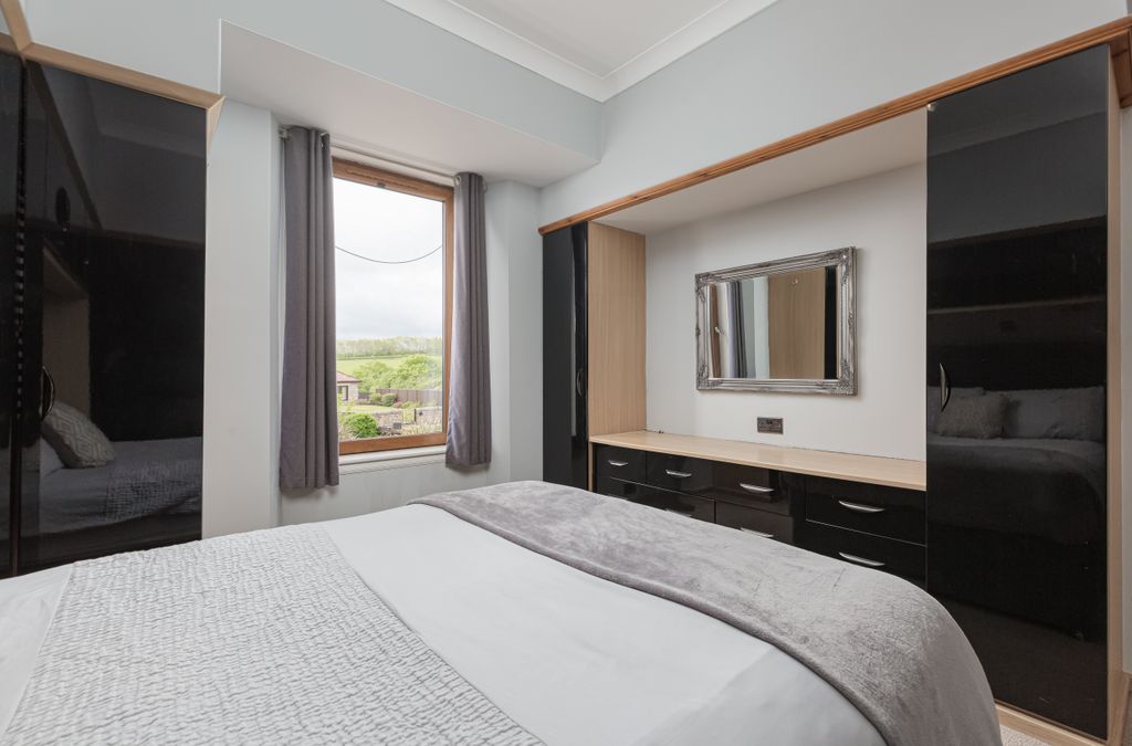 Additional image 9 of 2 bed flat for sale2A, Stewart Street, Townhill, Dunfermline KY12