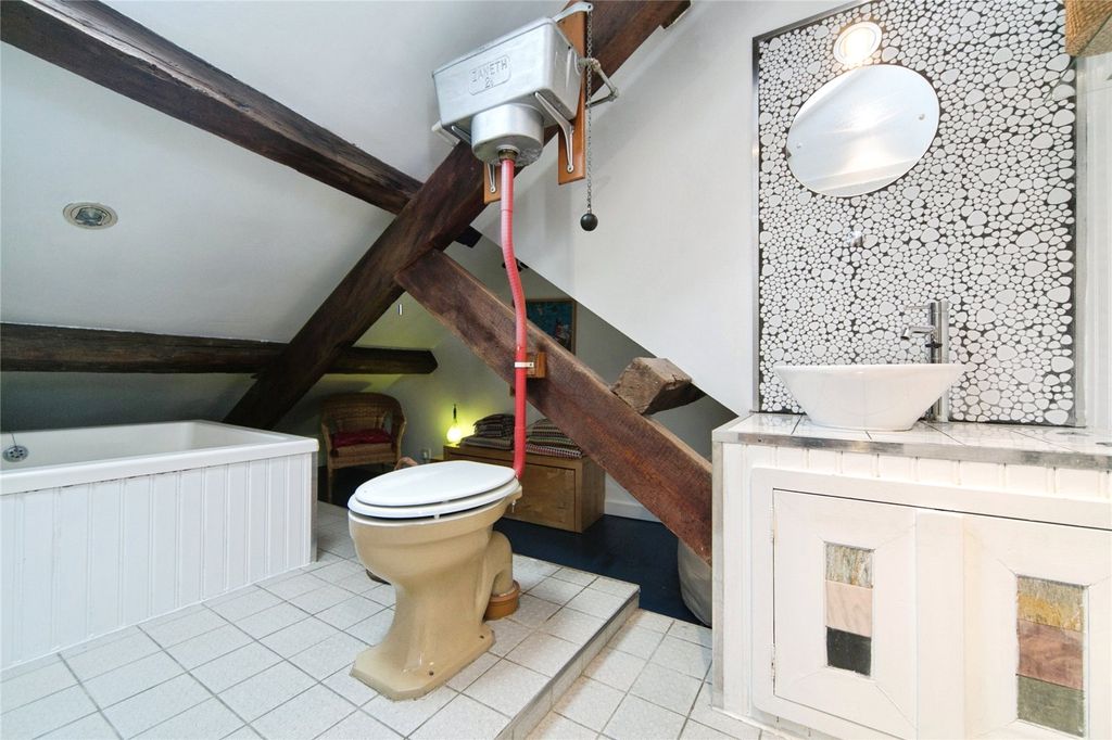 Additional image 7 of 2 bed terraced house for saleBank Place, Porthmadog, Gwynedd LL49