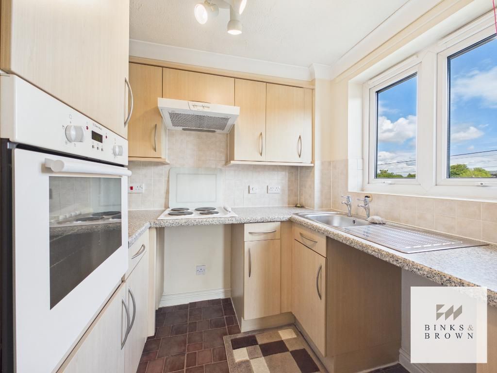 Property photo 3 of 11