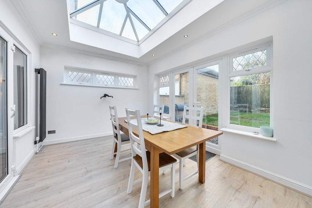 Property photo 2 of 12 Picture No. 14