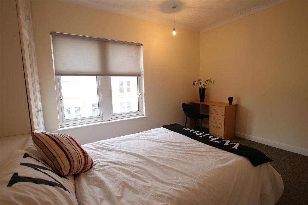 Property photo 3 of 6 Img_7943.Jpg