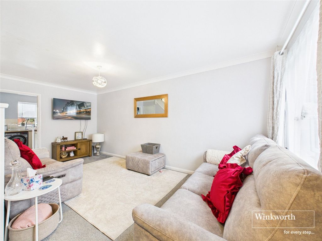 Property photo 3 of 10 Picture No. 13