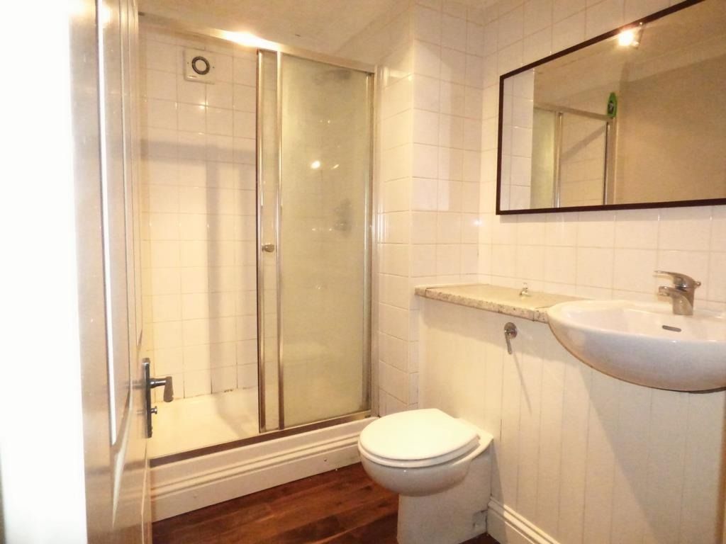 Property photo 2 of 8 2746242