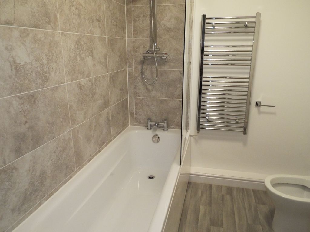 Property photo 3 of 4