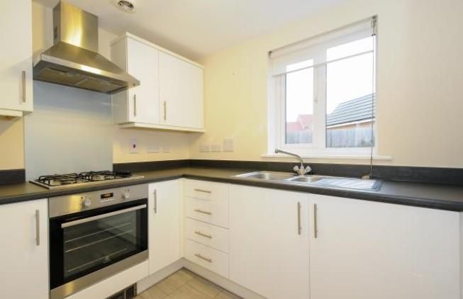 Property photo 2 of 9 Kitchen