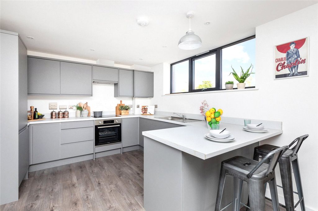 Property photo 2 of 8 Show Home Kithen