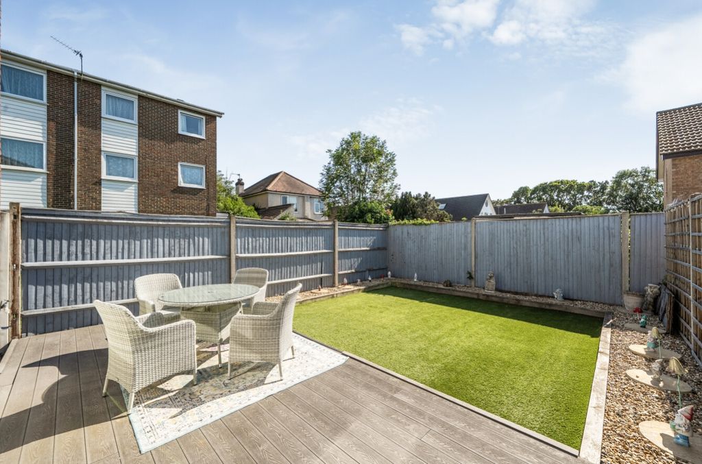 Property photo 2 of 11 1480480-22-6A3573058Fe89