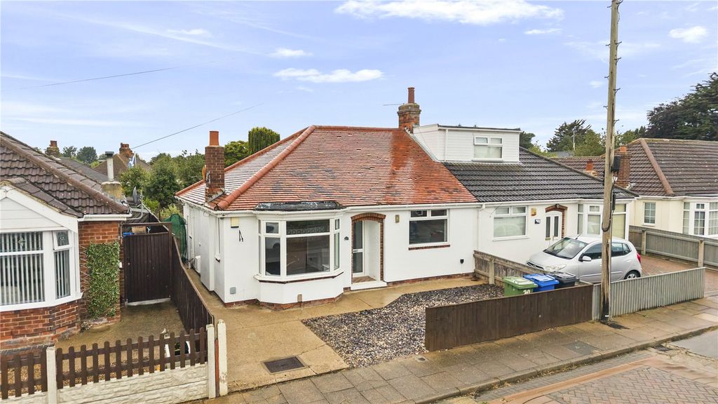Property photo 1 of 23 Picture No. 11