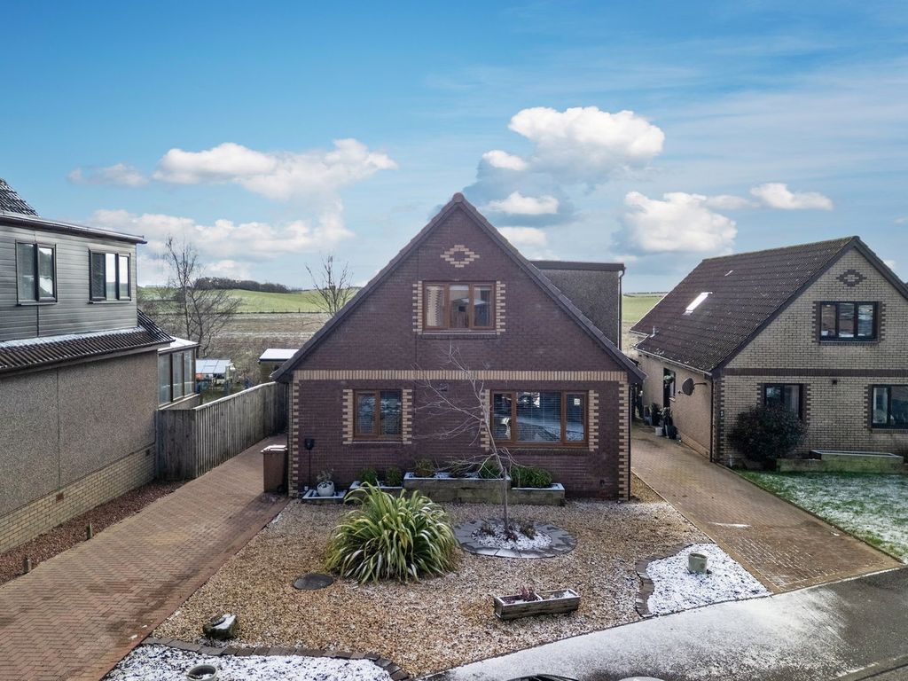 Property photo 1 of 39