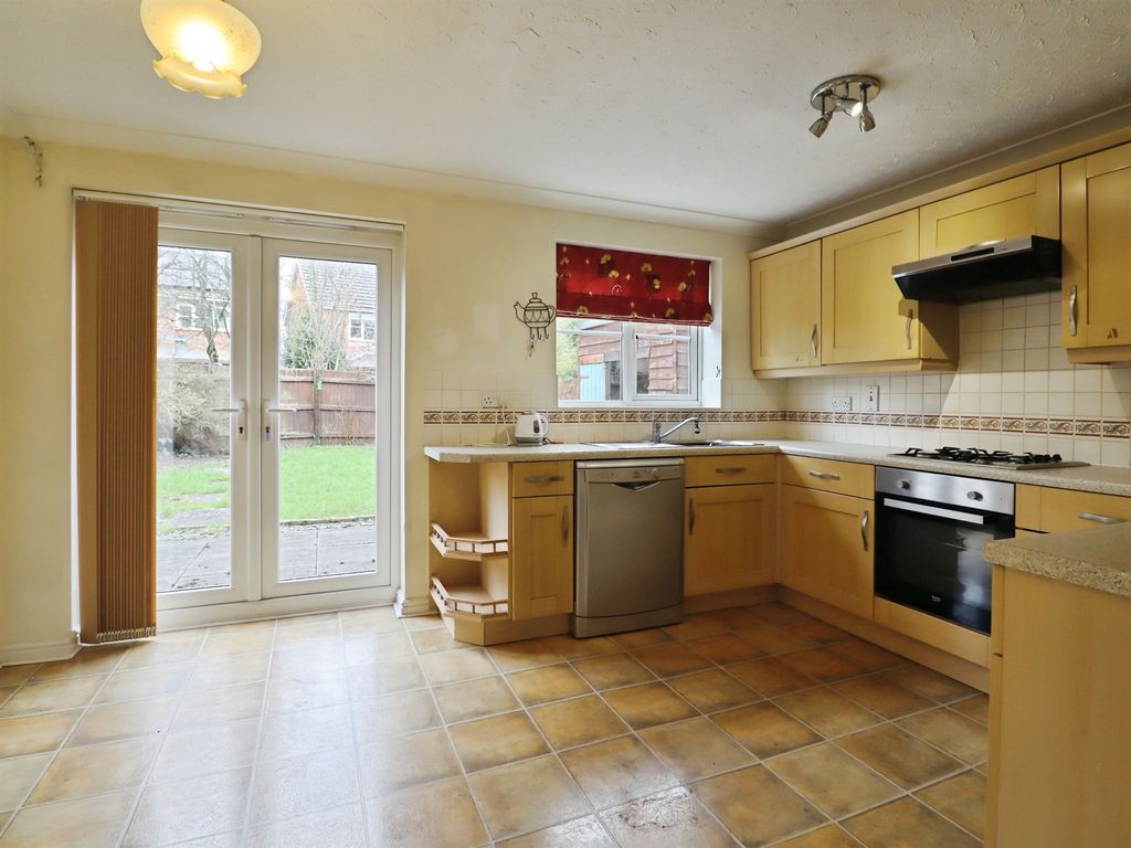 Property photo 3 of 17