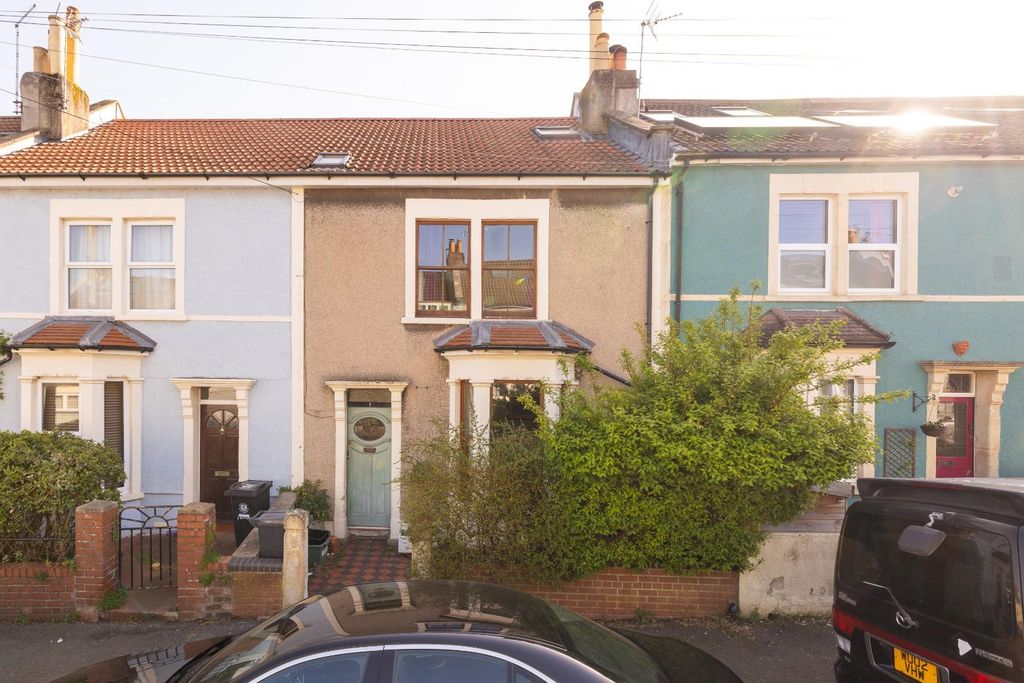 Property photo 2 of 28 Char9897.Jpg