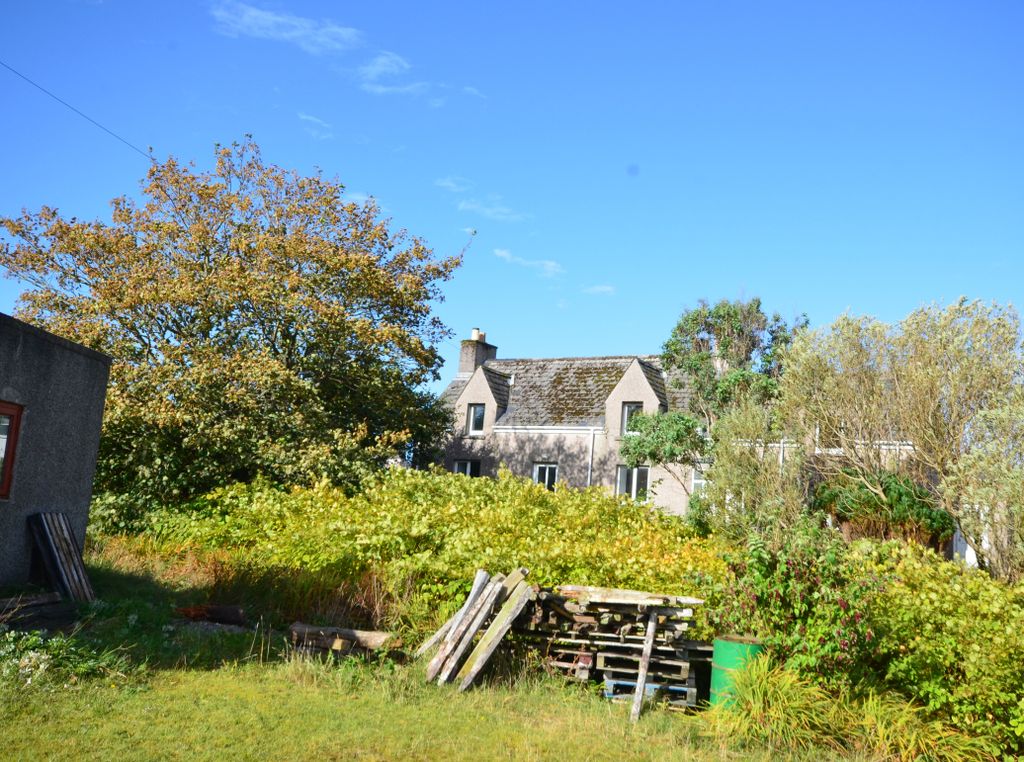 Property photo 3 of 47
