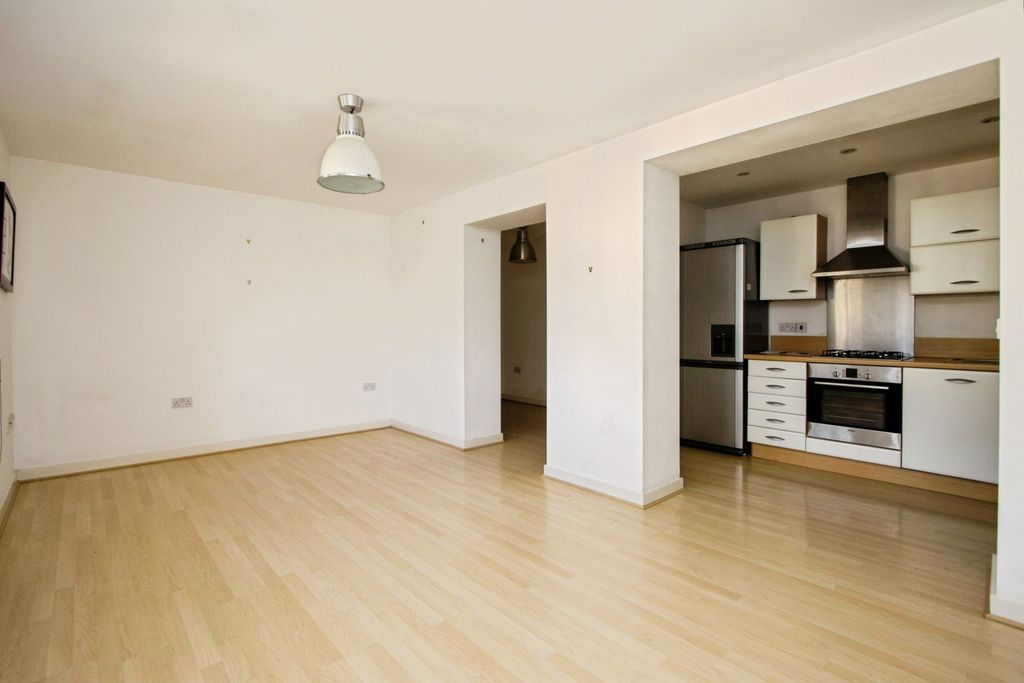 Property photo 3 of 18 Pbox-Img.Jpg
