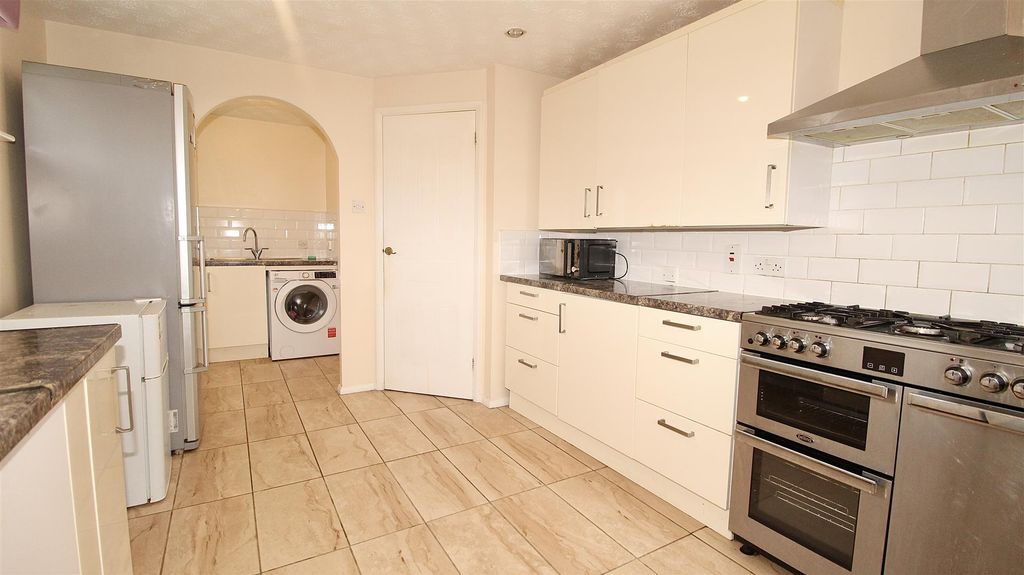 Property photo 3 of 27 Img_8569.Jpeg