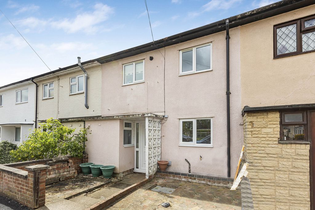 Property photo 1 of 24