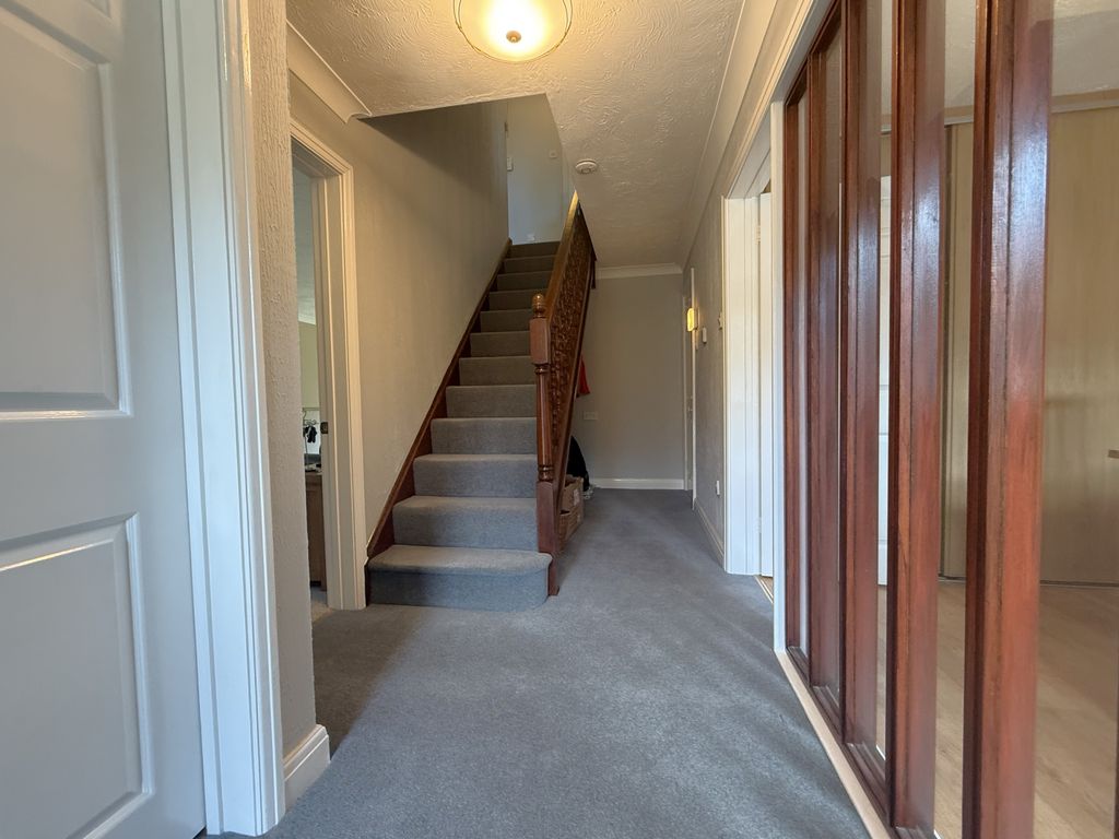 Property photo 3 of 14 Image