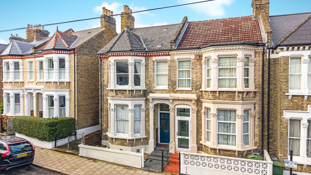 Property photo 1 of 15