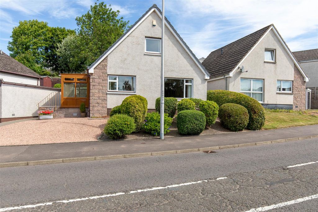 Property photo 1 of 28 S01.Jpg