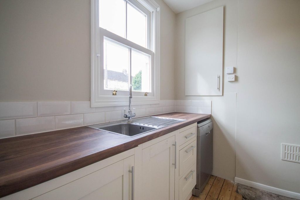 Property photo 3 of 10 Img_6781.Jpg