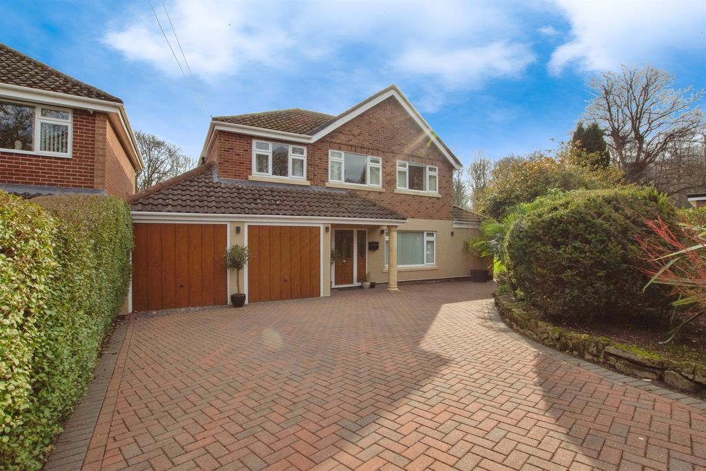 Property photo 1 of 31