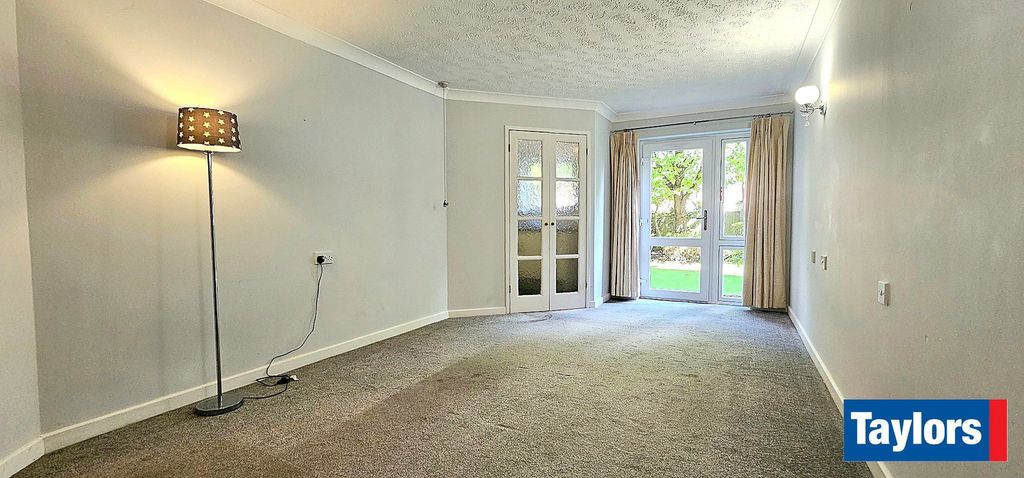 Property photo 3 of 10