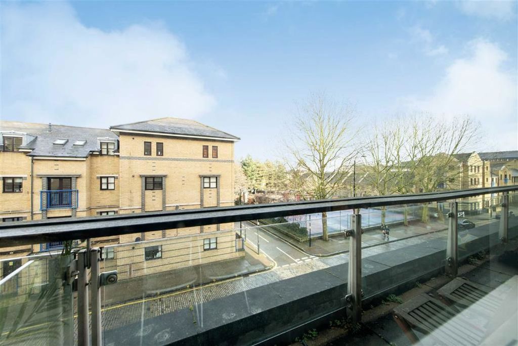 Property photo 3 of 4